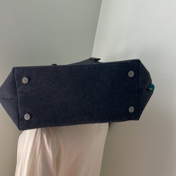 Levi's wool tote with leather handles - Picture 7 of 7